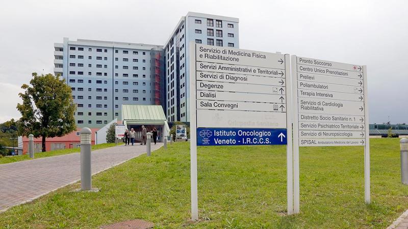 Tumore all'intestino, il paziente operato "è in buone condizioni"