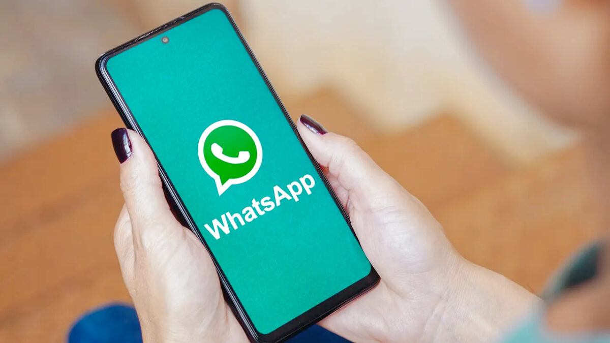 Leggere i messaggi WhatsApp di un'altra persona è lecito per motivi di sicurezza? E come farlo 2 Leggere i messaggi WhatsApp di un'altra persona è lecito per motivi di sicurezza? E come farlo 1