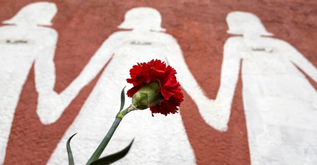 Nuove tutele per i figli delle vittime di femminicidio.