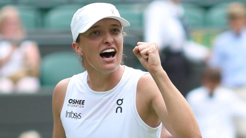 Iga Swiatek trionfa a Cincinnati.
