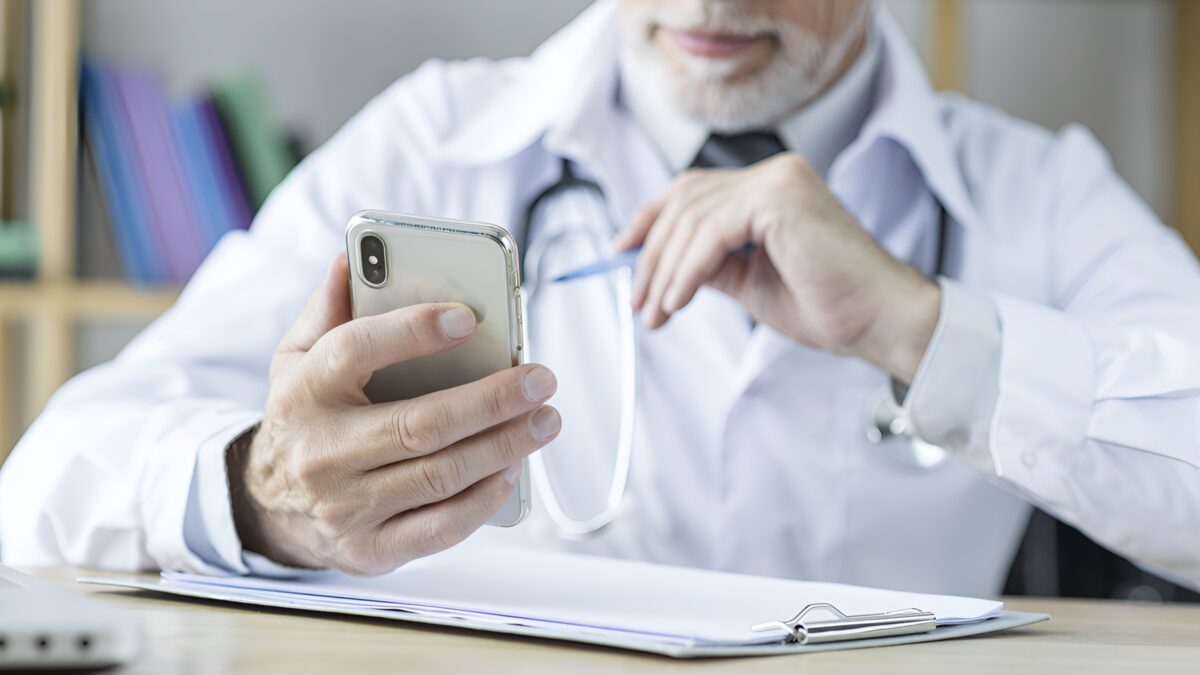 OpenAI lancia ChatGPT Salute: come funziona e tutte le novità 1