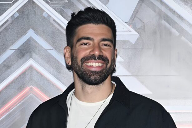 Chi è Gianluca Gazzoli: dai problemi cardiaci al successo di BSMT e la conquista dell'Ariston 43