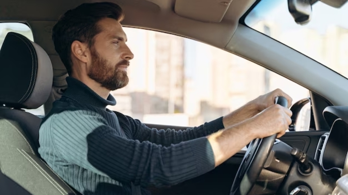 Novità bollo auto: dal 2026 esenzione se si ha reddito basso o veicolo elettrico 1