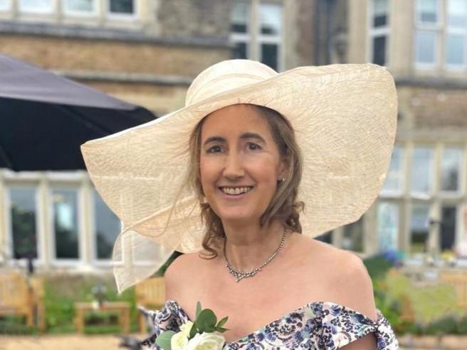 Chi era Sophie Kinsella, che raccontò di donne sfaccettate in "I love shopping" 3