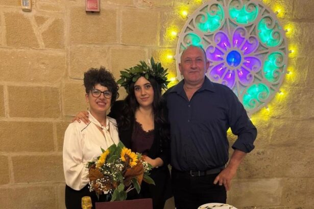 La tesi di Aurora sulla terapia dell'abbraccio: "Annienta barriere della sclerosi" 47